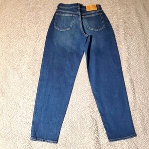 Divided H&M High Waist Mom Loose jeans Medium Blue Wash women sz 4. Pre-owned